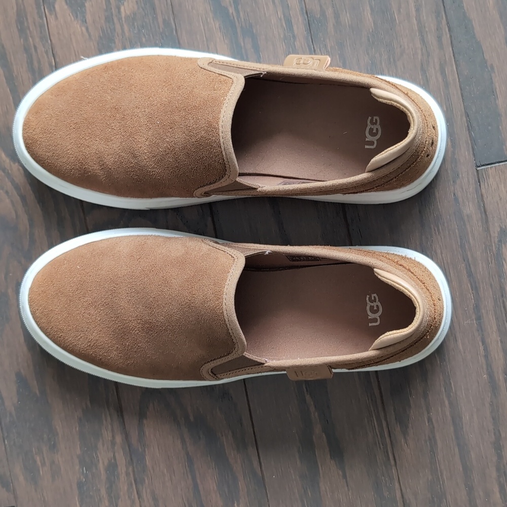 UGG Camel Slip On Sneakers Size 7 - Picture 6 of 11